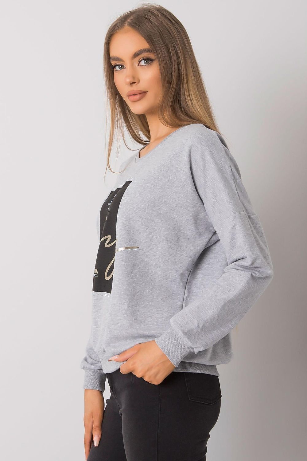 Sweatshirt model 160055 Relevance - Yara fashion  64540931 Sweatshirt model 160055 Relevance 