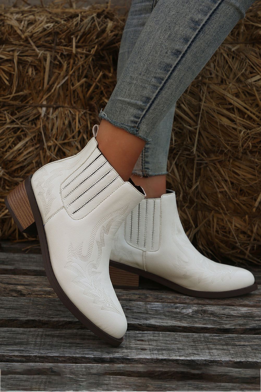 White Embroidered Leather Thick Heel Booties - Yara fashion  90107230 White Embroidered Leather Thick Heel Booties 