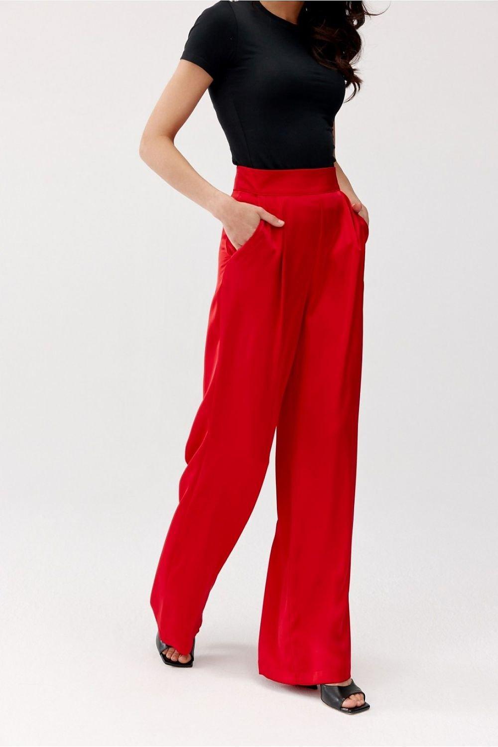 Women trousers model 1 Roco Fashion - Yara fashion  49730900 Women trousers model 1 Roco Fashion 